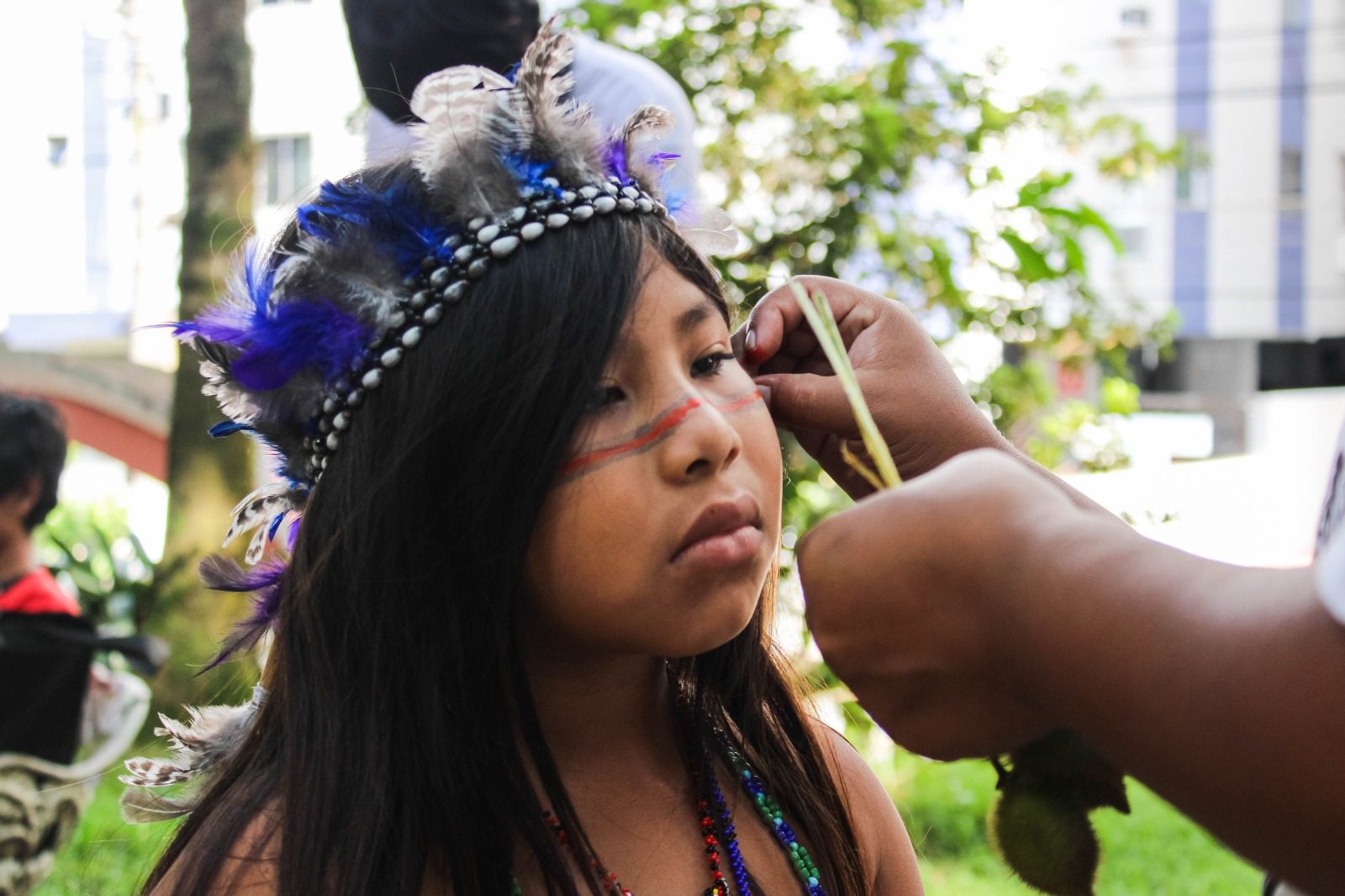 Barracas e programação pública no jardim da Casa do Barão durante o III Festival Indígena de São Vicente, agosto de 2026